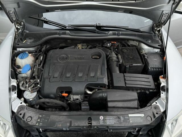 Серый Шкода Октавия, объемом двигателя 2 л и пробегом 200 тыс. км за 10200 $, фото 22 на Automoto.ua