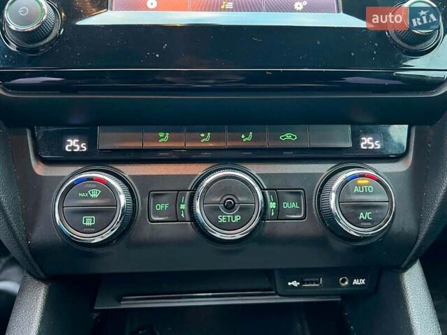 Серый Шкода Октавия, объемом двигателя 1.6 л и пробегом 240 тыс. км за 10990 $, фото 26 на Automoto.ua