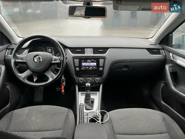 Серый Шкода Октавия, объемом двигателя 1.8 л и пробегом 212 тыс. км за 8900 $, фото 26 на Automoto.ua