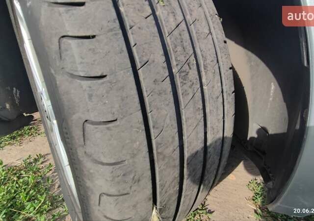 Сірий Шкода Октавія, об'ємом двигуна 1.6 л та пробігом 254 тис. км за 9300 $, фото 46 на Automoto.ua