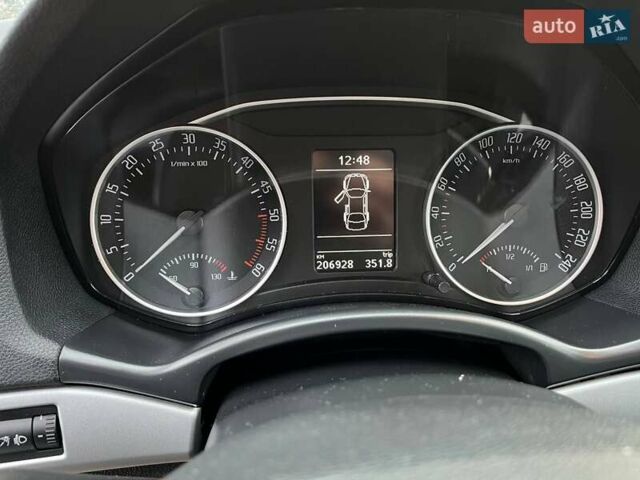 Серый Шкода Октавия, объемом двигателя 1.6 л и пробегом 206 тыс. км за 9999 $, фото 18 на Automoto.ua