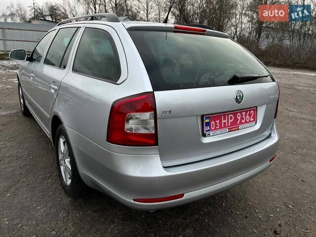 Серый Шкода Октавия, объемом двигателя 1.6 л и пробегом 206 тыс. км за 9999 $, фото 7 на Automoto.ua