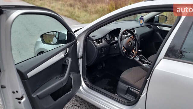 Серый Шкода Октавия, объемом двигателя 1.6 л и пробегом 226 тыс. км за 9350 $, фото 7 на Automoto.ua