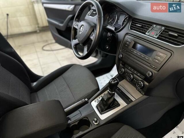 Сірий Шкода Октавія, об'ємом двигуна 1.8 л та пробігом 211 тис. км за 10999 $, фото 37 на Automoto.ua