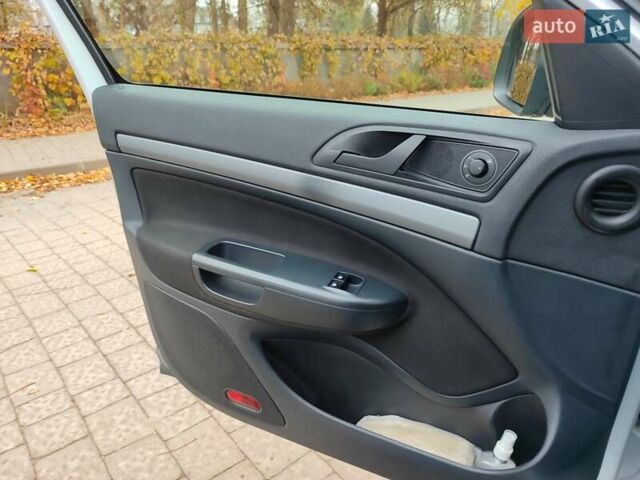 Шкода Октавия 2013 в Городок на Automoto.ua Серый Шкода Октавия, объемом двигателя 1.6 л и пробегом 252 тыс. км за 8500 $, фото 10 на Automoto.ua