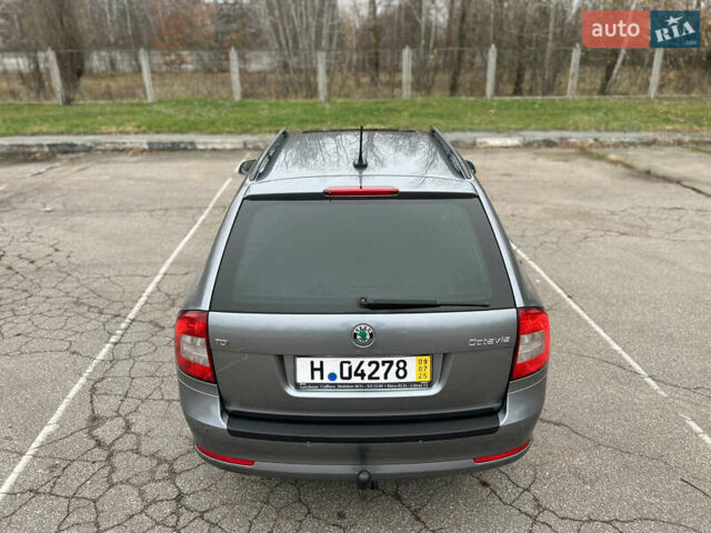 Серый Шкода Октавия, объемом двигателя 1.99 л и пробегом 215 тыс. км за 10495 $, фото 9 на Automoto.ua