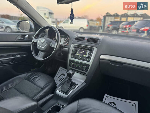 Серый Шкода Октавия, объемом двигателя 2 л и пробегом 250 тыс. км за 10750 $, фото 35 на Automoto.ua