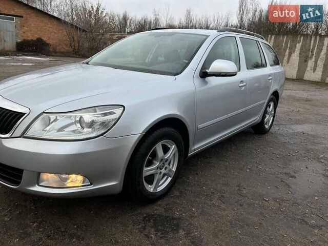 Серый Шкода Октавия, объемом двигателя 1.6 л и пробегом 206 тыс. км за 9999 $, фото 11 на Automoto.ua