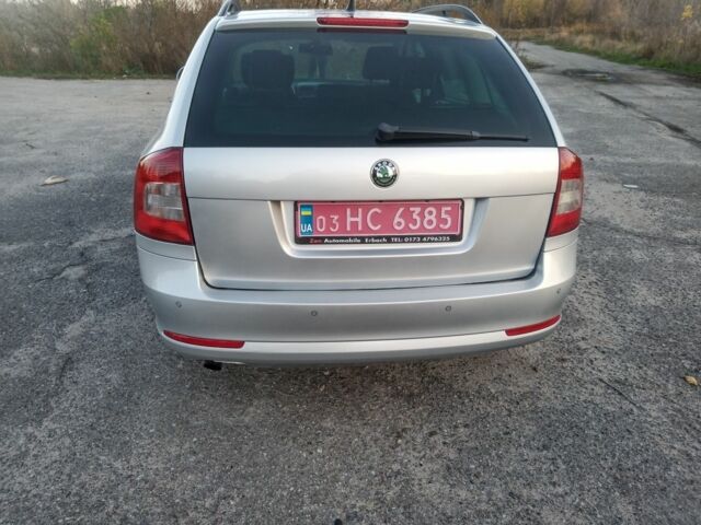 Серый Шкода Октавия, объемом двигателя 1.6 л и пробегом 219 тыс. км за 8200 $, фото 3 на Automoto.ua