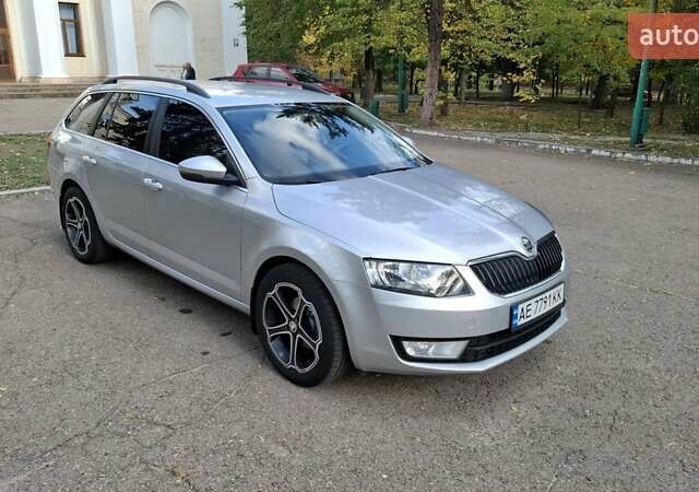 Серый Шкода Октавия, объемом двигателя 1.97 л и пробегом 264 тыс. км за 9850 $, фото 3 на Automoto.ua