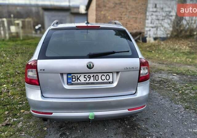 Сірий Шкода Октавія, об'ємом двигуна 1.6 л та пробігом 247 тис. км за 9300 $, фото 6 на Automoto.ua