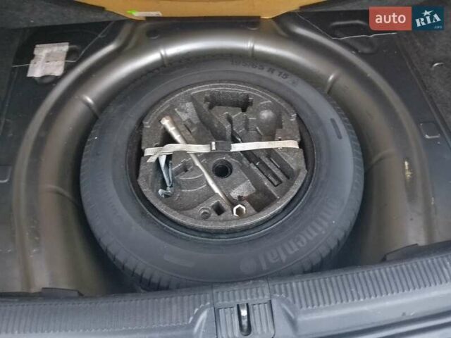 Сірий Шкода Октавія, об'ємом двигуна 1.8 л та пробігом 226 тис. км за 8600 $, фото 28 на Automoto.ua