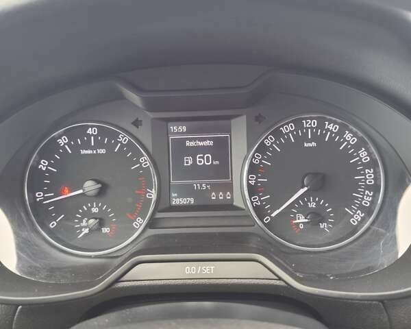 Серый Шкода Октавия, объемом двигателя 1.4 л и пробегом 280 тыс. км за 9000 $, фото 39 на Automoto.ua