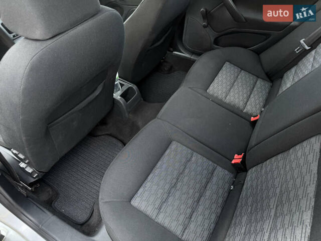 Сірий Шкода Октавія, об'ємом двигуна 1.6 л та пробігом 216 тис. км за 7850 $, фото 40 на Automoto.ua