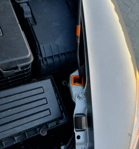 Серый Шкода Октавия, объемом двигателя 1.6 л и пробегом 248 тыс. км за 8850 $, фото 60 на Automoto.ua