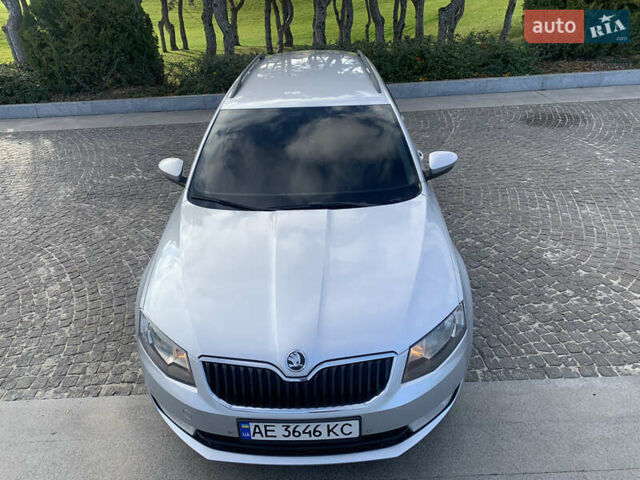 Сірий Шкода Октавія, об'ємом двигуна 1.6 л та пробігом 253 тис. км за 11000 $, фото 8 на Automoto.ua