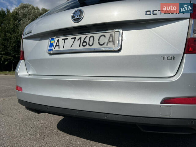 Серый Шкода Октавия, объемом двигателя 1.6 л и пробегом 376 тыс. км за 11000 $, фото 32 на Automoto.ua