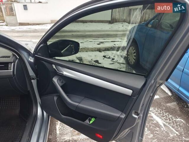Серый Шкода Октавия, объемом двигателя 1.97 л и пробегом 348 тыс. км за 11800 $, фото 19 на Automoto.ua