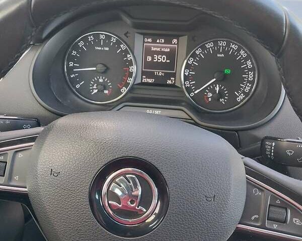 Сірий Шкода Октавія, об'ємом двигуна 1.6 л та пробігом 256 тис. км за 12300 $, фото 21 на Automoto.ua