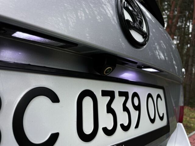 Сірий Шкода Октавія, об'ємом двигуна 1.6 л та пробігом 315 тис. км за 10900 $, фото 7 на Automoto.ua