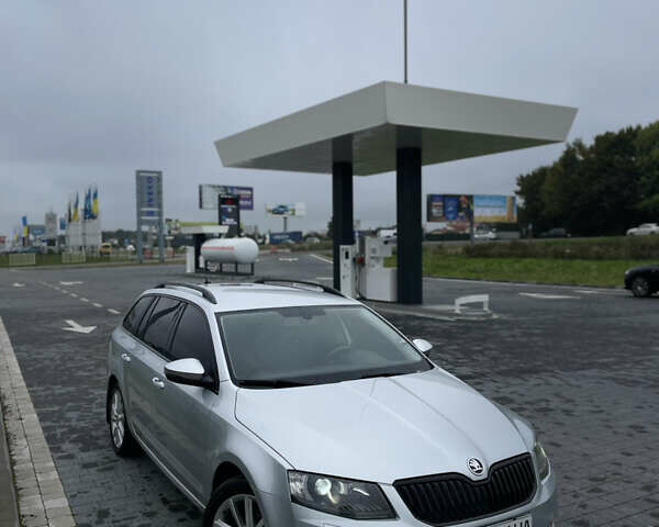 Серый Шкода Октавия, объемом двигателя 1.6 л и пробегом 230 тыс. км за 11200 $, фото 1 на Automoto.ua