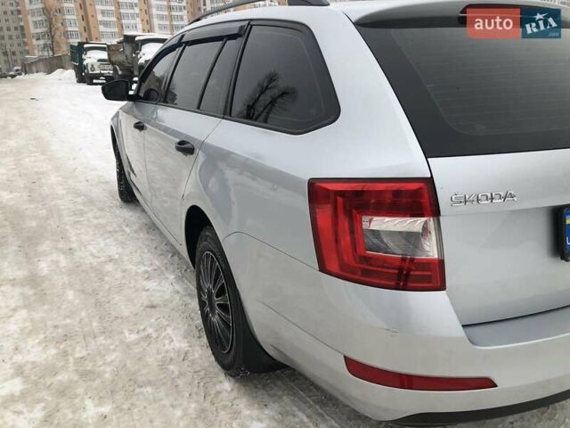 Серый Шкода Октавия, объемом двигателя 1.6 л и пробегом 225 тыс. км за 9990 $, фото 8 на Automoto.ua