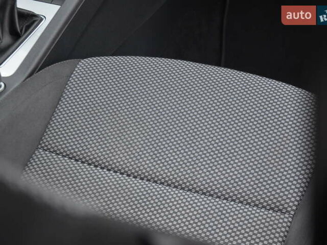 Сірий Шкода Октавія, об'ємом двигуна 2 л та пробігом 255 тис. км за 12250 $, фото 69 на Automoto.ua