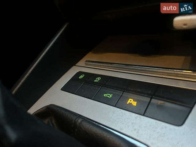 Сірий Шкода Октавія, об'ємом двигуна 1.6 л та пробігом 311 тис. км за 9500 $, фото 61 на Automoto.ua