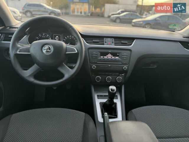 Серый Шкода Октавия, объемом двигателя 1.4 л и пробегом 280 тыс. км за 9950 $, фото 16 на Automoto.ua