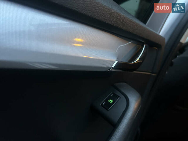 Сірий Шкода Октавія, об'ємом двигуна 1.6 л та пробігом 311 тис. км за 9500 $, фото 48 на Automoto.ua