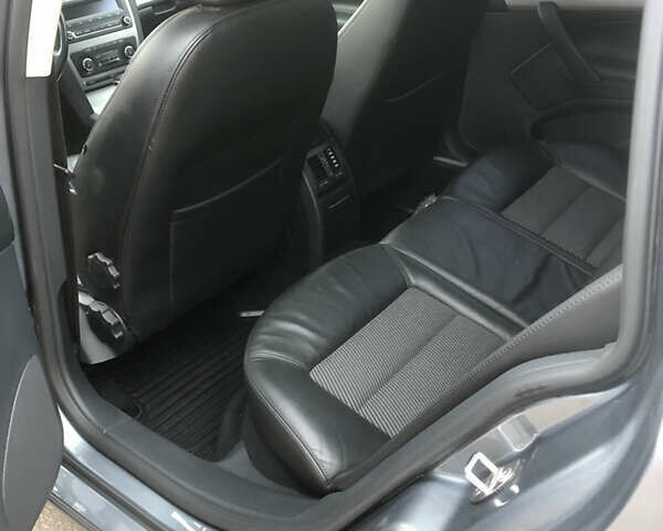 Шкода Октавія 2013 у Луцьку на Automoto.ua Сірий Шкода Октавія, об'ємом двигуна 2 л та пробігом 263 тис. км за 9300 $, фото 27 на Automoto.ua