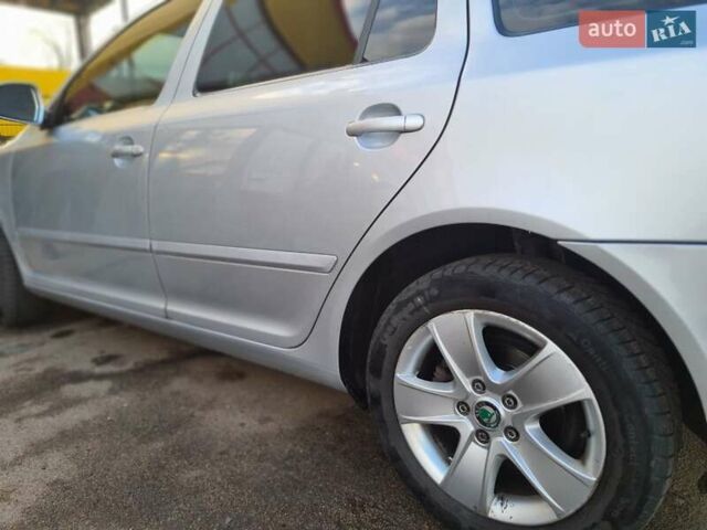 Сірий Шкода Октавія, об'ємом двигуна 1.6 л та пробігом 245 тис. км за 7900 $, фото 39 на Automoto.ua