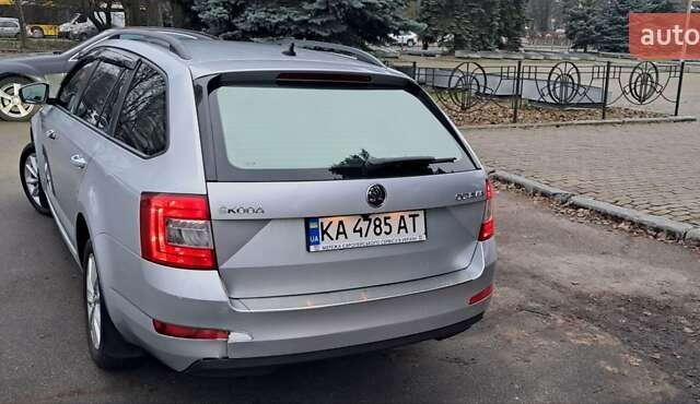 Серый Шкода Октавия, объемом двигателя 1.6 л и пробегом 407 тыс. км за 8800 $, фото 4 на Automoto.ua