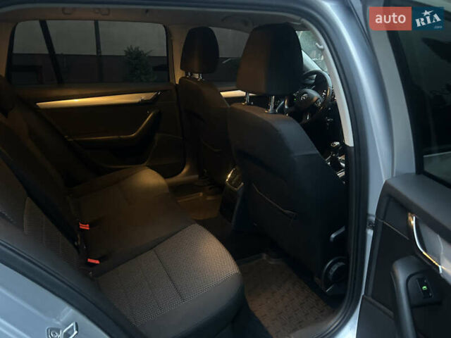 Сірий Шкода Октавія, об'ємом двигуна 1.6 л та пробігом 311 тис. км за 9500 $, фото 14 на Automoto.ua