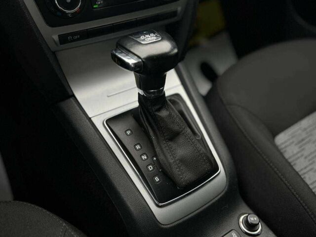 Сірий Шкода Октавія, об'ємом двигуна 2 л та пробігом 255 тис. км за 9000 $, фото 16 на Automoto.ua