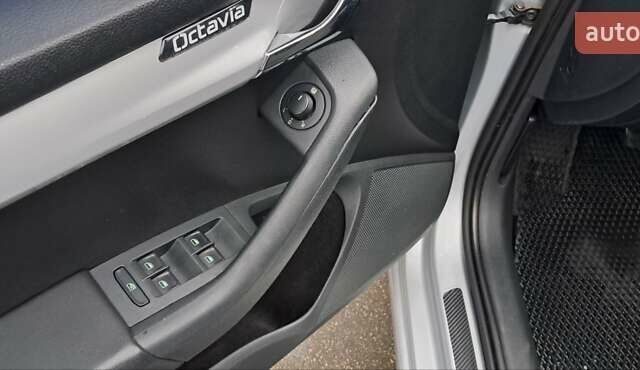 Серый Шкода Октавия, объемом двигателя 1.6 л и пробегом 407 тыс. км за 8800 $, фото 19 на Automoto.ua