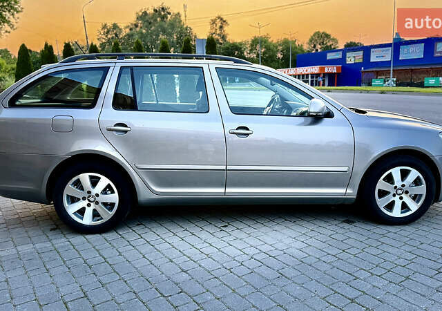 Серый Шкода Октавия, объемом двигателя 1.6 л и пробегом 248 тыс. км за 8850 $, фото 21 на Automoto.ua