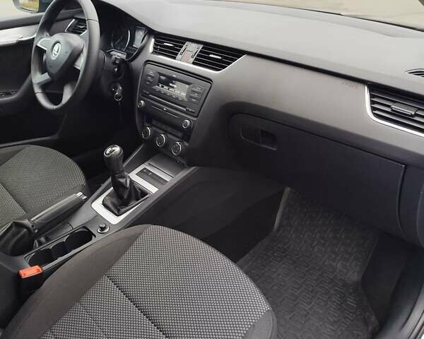 Серый Шкода Октавия, объемом двигателя 1.4 л и пробегом 280 тыс. км за 9400 $, фото 30 на Automoto.ua