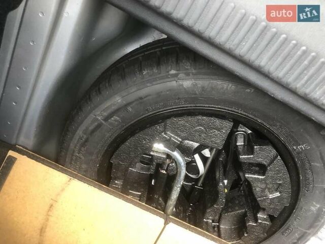 Серый Шкода Октавия, объемом двигателя 1.6 л и пробегом 245 тыс. км за 10999 $, фото 29 на Automoto.ua