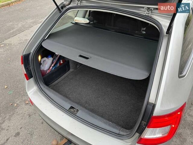 Сірий Шкода Октавія, об'ємом двигуна 1.6 л та пробігом 185 тис. км за 9800 $, фото 30 на Automoto.ua