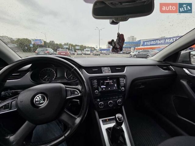 Серый Шкода Октавия, объемом двигателя 1.6 л и пробегом 291 тыс. км за 9700 $, фото 14 на Automoto.ua
