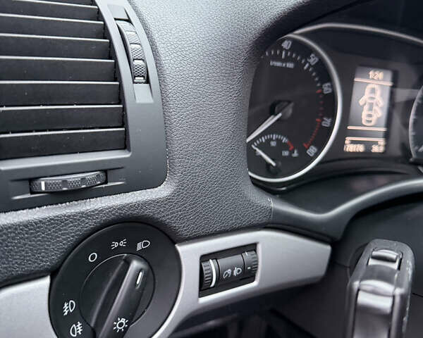 Сірий Шкода Октавія, об'ємом двигуна 1.4 л та пробігом 178 тис. км за 8300 $, фото 32 на Automoto.ua