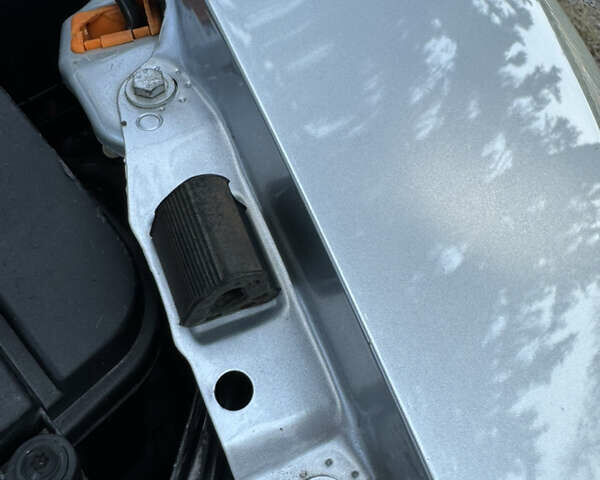 Сірий Шкода Октавія, об'ємом двигуна 1.6 л та пробігом 216 тис. км за 7850 $, фото 60 на Automoto.ua