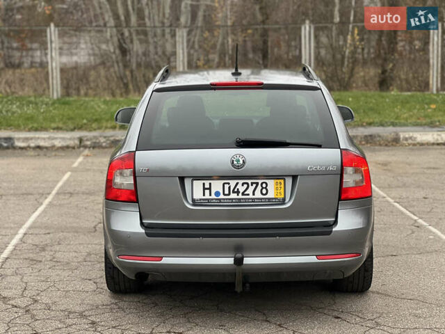 Серый Шкода Октавия, объемом двигателя 1.99 л и пробегом 215 тыс. км за 10495 $, фото 8 на Automoto.ua