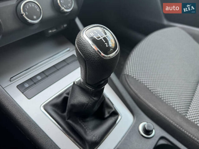 Серый Шкода Октавия, объемом двигателя 1.4 л и пробегом 280 тыс. км за 9950 $, фото 15 на Automoto.ua