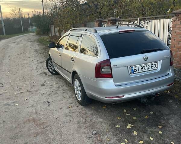 Серый Шкода Октавия, объемом двигателя 1.6 л и пробегом 203 тыс. км за 9500 $, фото 3 на Automoto.ua