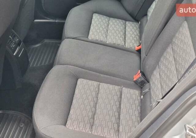 Сірий Шкода Октавія, об'ємом двигуна 2 л та пробігом 262 тис. км за 8950 $, фото 19 на Automoto.ua