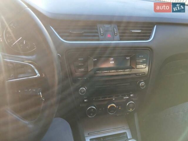 Сірий Шкода Октавія, об'ємом двигуна 1.6 л та пробігом 293 тис. км за 8500 $, фото 5 на Automoto.ua