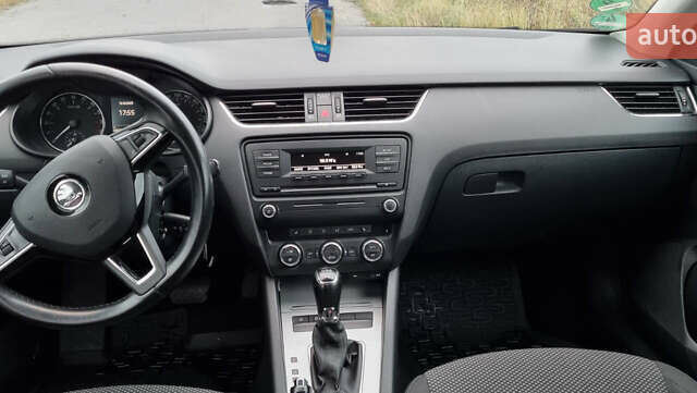 Серый Шкода Октавия, объемом двигателя 1.6 л и пробегом 226 тыс. км за 9350 $, фото 9 на Automoto.ua