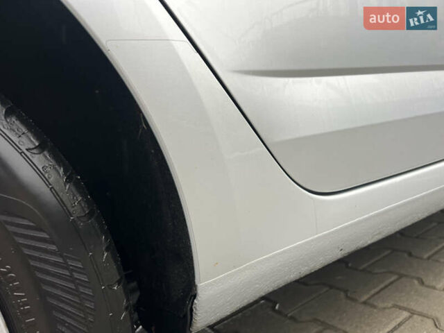 Серый Шкода Октавия, объемом двигателя 1.8 л и пробегом 212 тыс. км за 8900 $, фото 11 на Automoto.ua